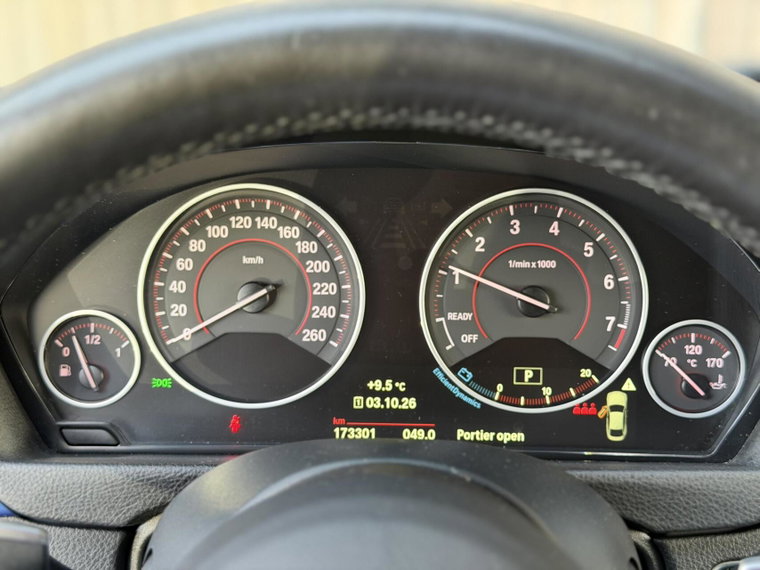 Vehicle Image 34