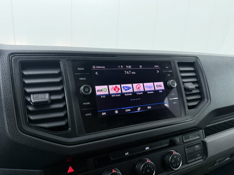 Vehicle Image 21