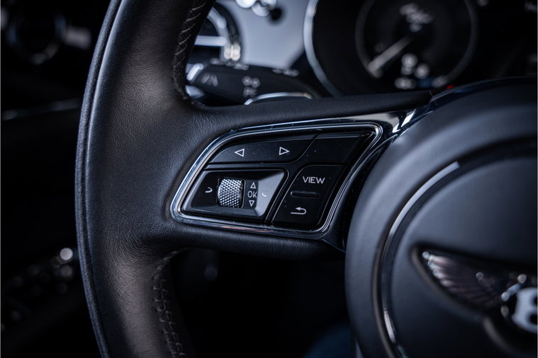 Vehicle Image 40