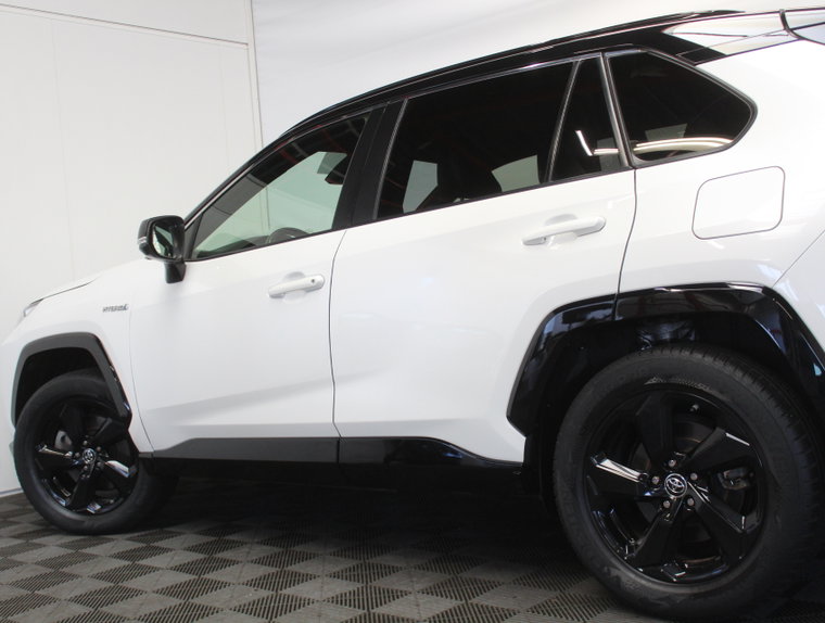 Vehicle Image 19