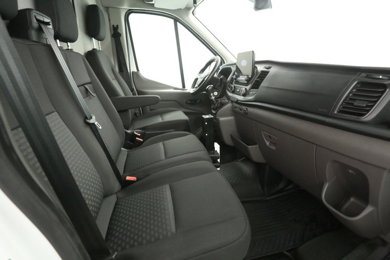 Vehicle Image 23