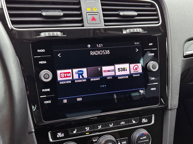 Vehicle Image 21