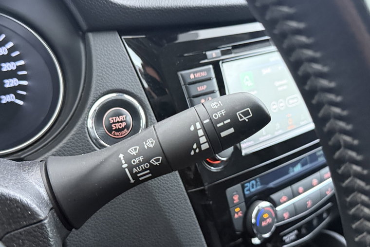 Vehicle Image 32