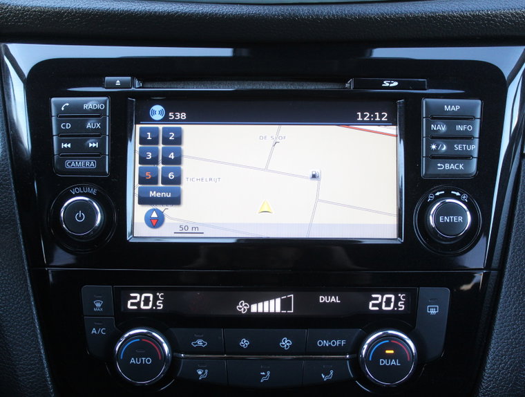 Vehicle Image 12