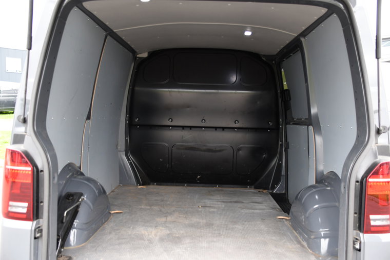 Vehicle Image 37