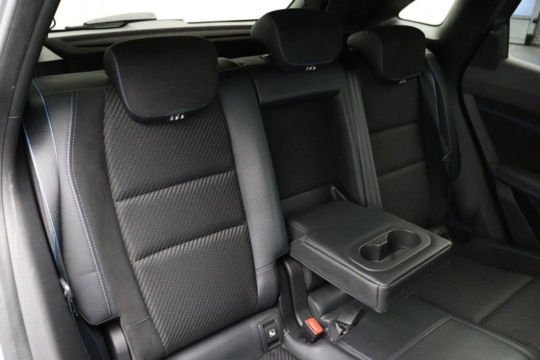 Vehicle Image 40
