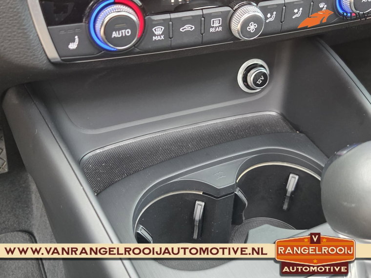 Vehicle Image 41