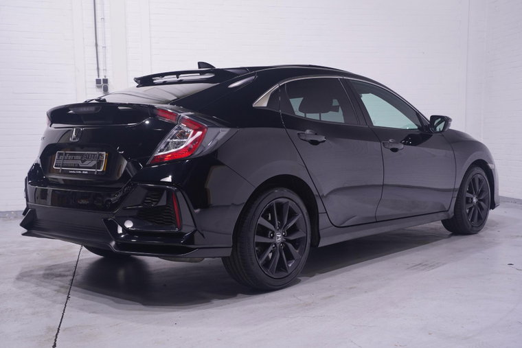 Vehicle Image 10
