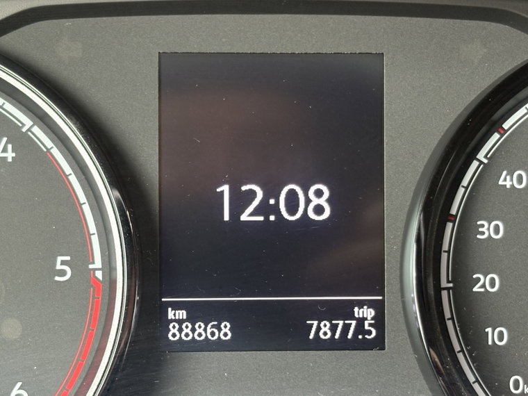 Vehicle Image 25