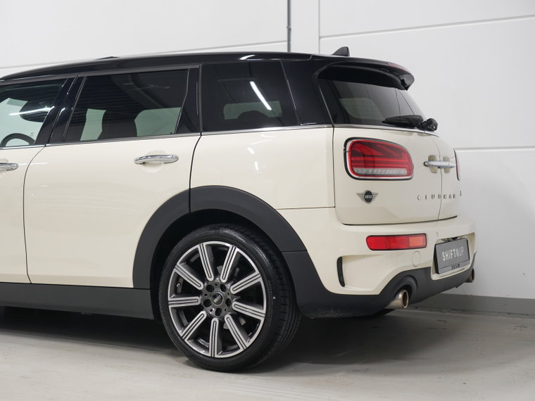 Vehicle Image 38