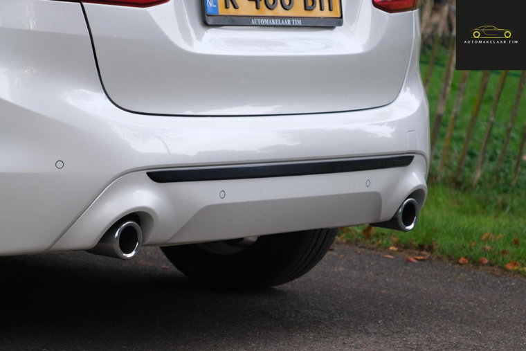 Vehicle Image 28