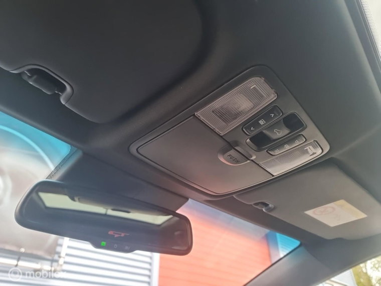 Vehicle Image 38