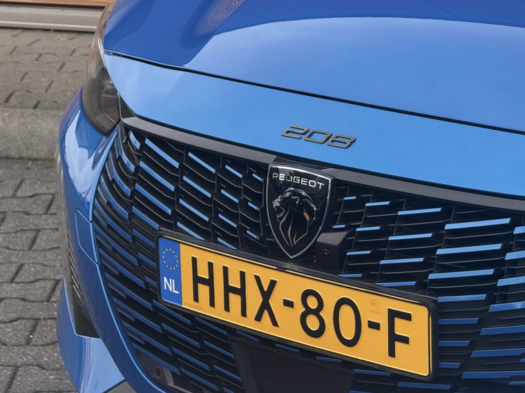 Vehicle Image 48