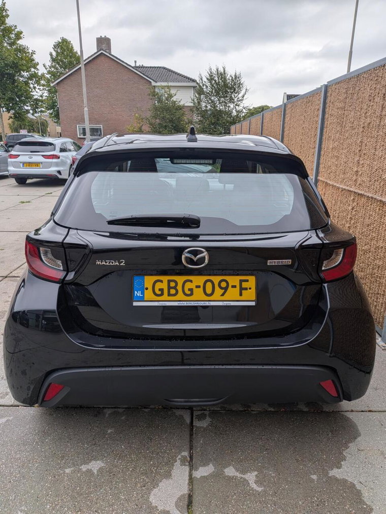 Vehicle Image 10