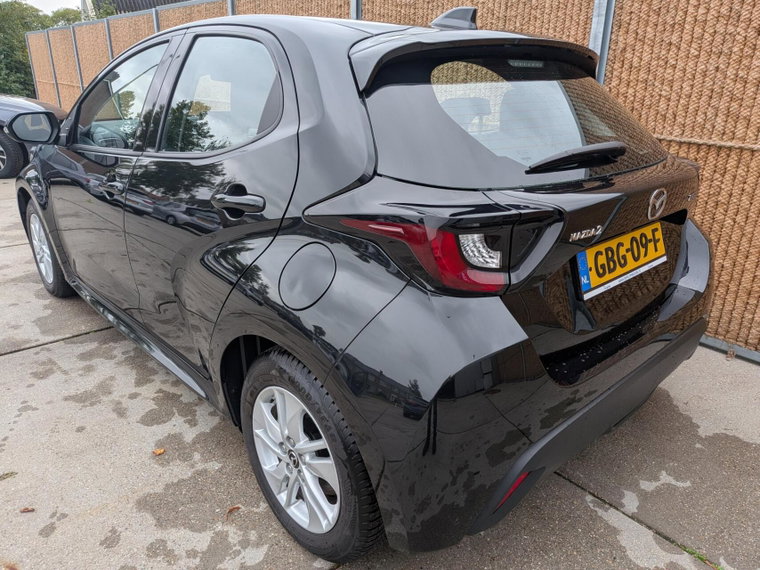 Vehicle Image 11