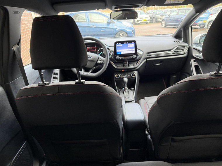 Vehicle Image 13