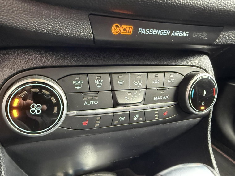Vehicle Image 24