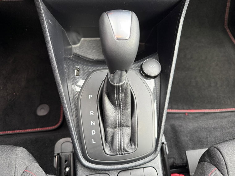 Vehicle Image 26