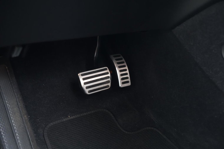 Vehicle Image 33