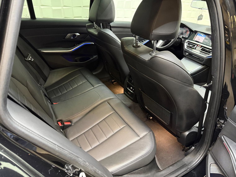 Vehicle Image 39