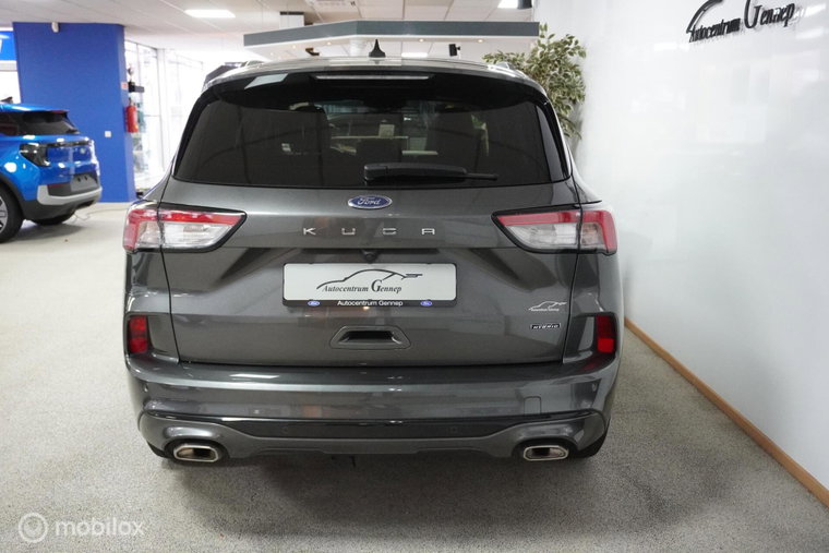 Vehicle Image 16