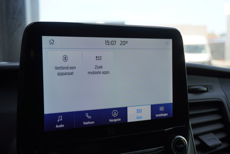 Vehicle Image 11
