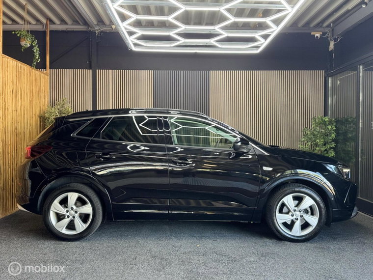 Vehicle Image 19