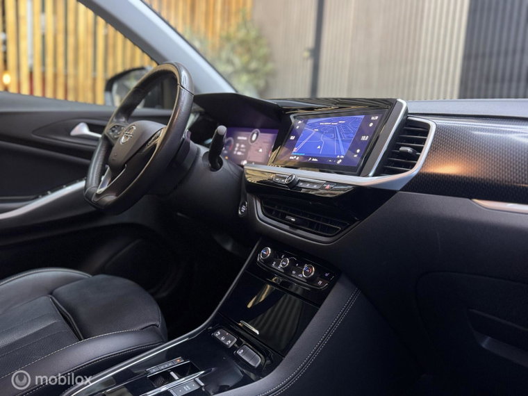 Vehicle Image 30