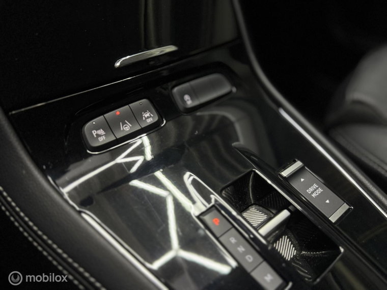 Vehicle Image 45