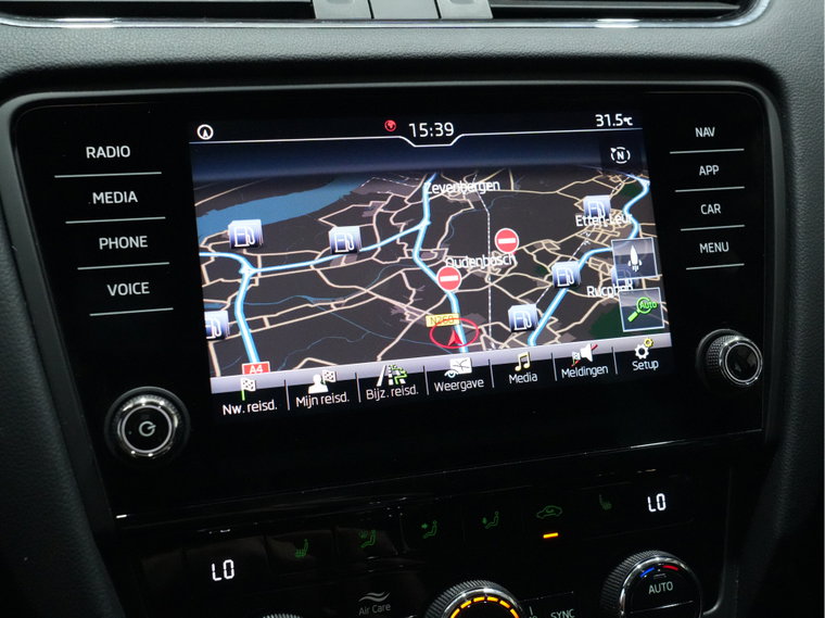 Vehicle Image 30