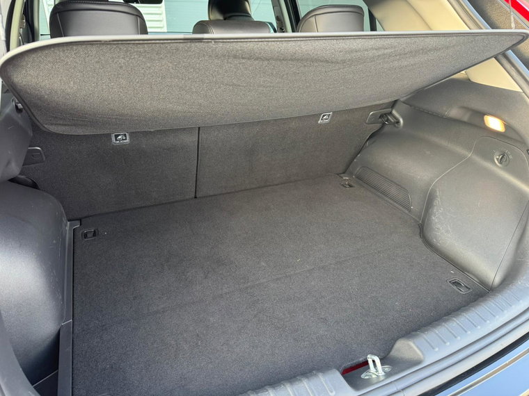 Vehicle Image 33