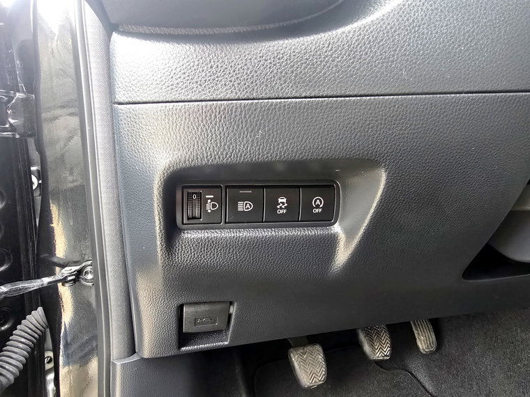 Vehicle Image 19