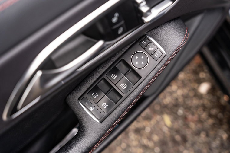 Vehicle Image 48
