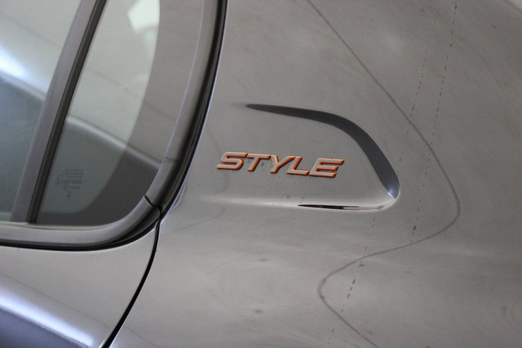 Vehicle Image 31