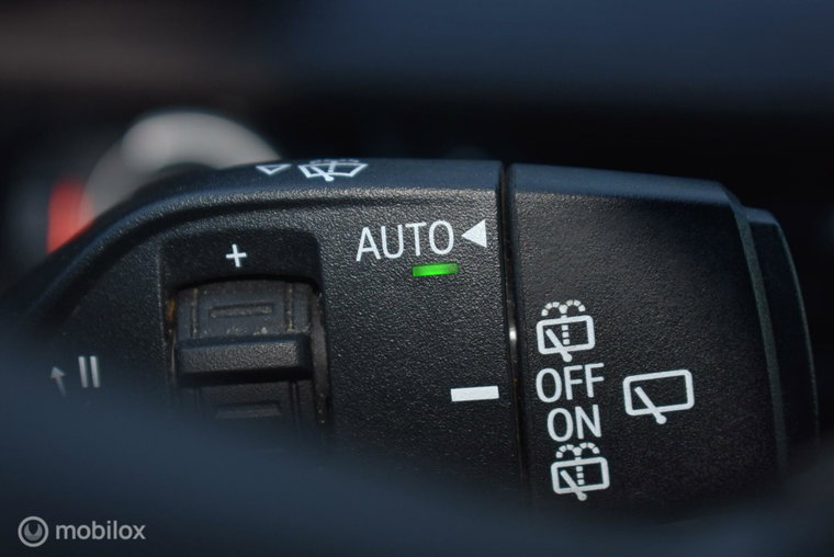 Vehicle Image 27