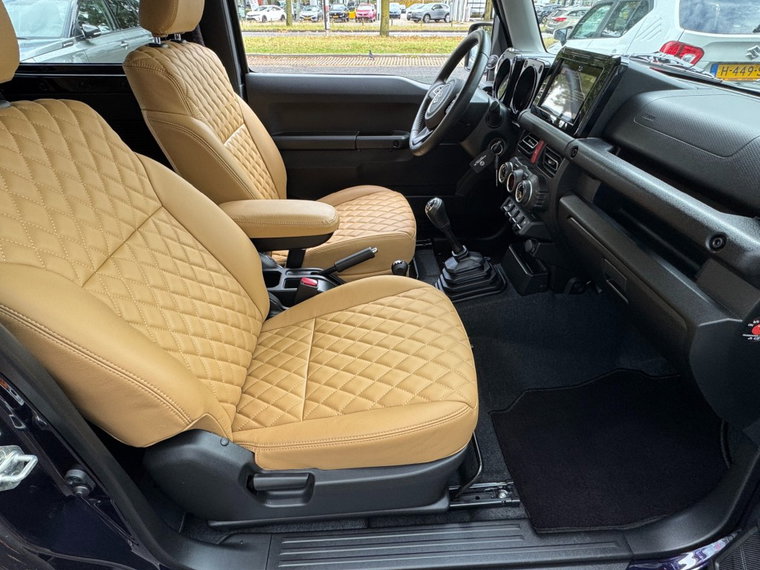 Vehicle Image 33