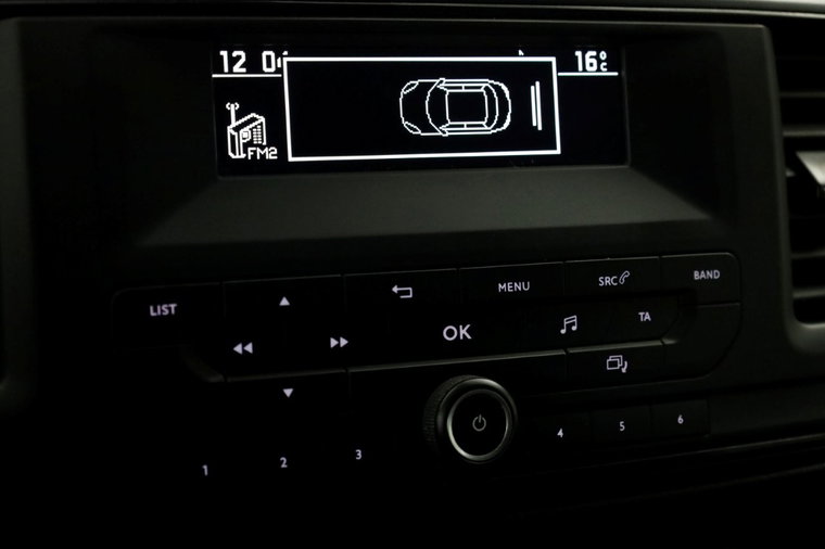 Vehicle Image 18