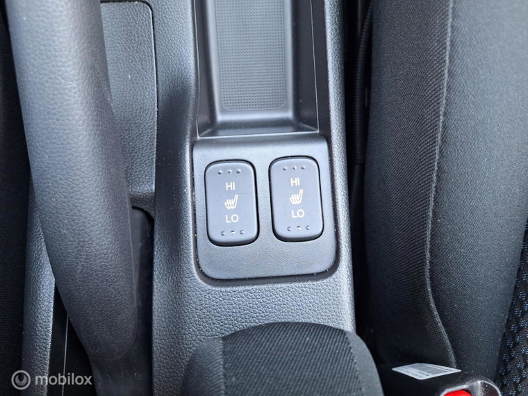 Vehicle Image 24