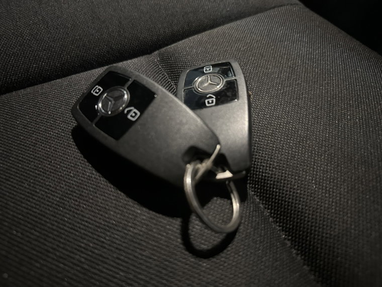 Vehicle Image 23