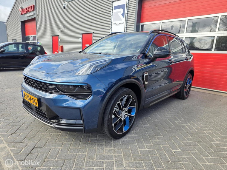 Vehicle Image 10