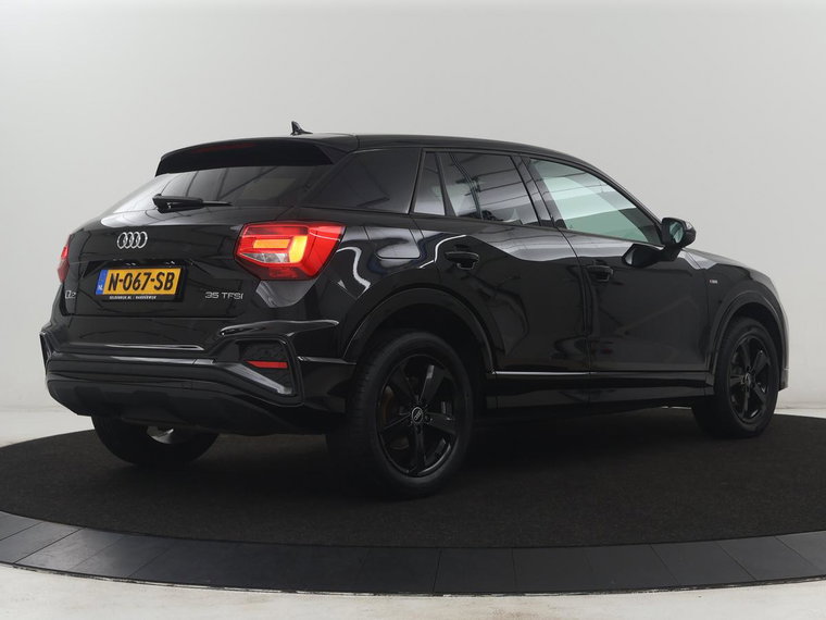 Vehicle Image 30