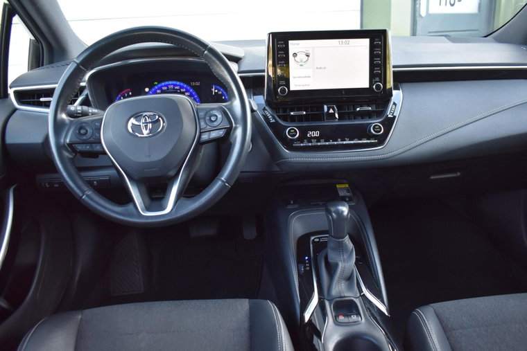 Vehicle Image 11