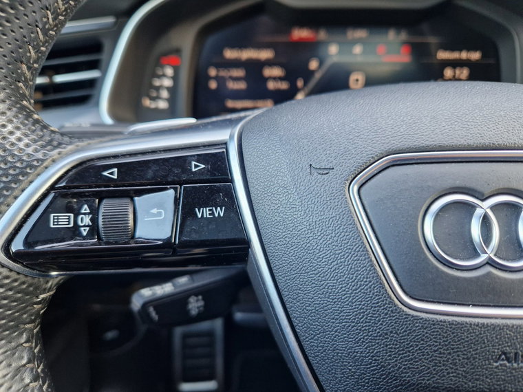 Vehicle Image 23