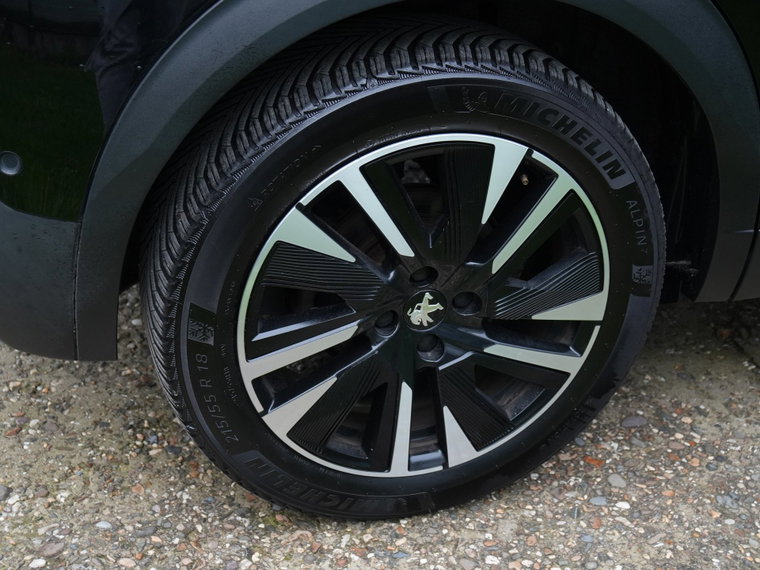 Vehicle Image 22