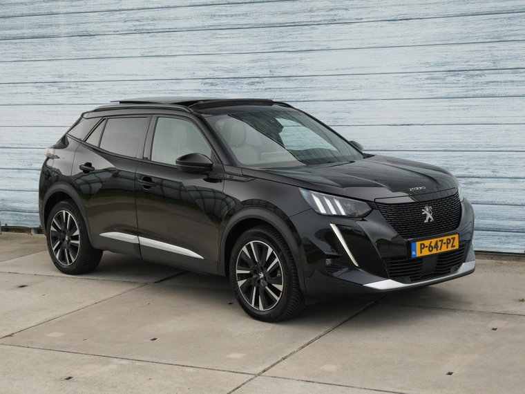 Vehicle Image 32