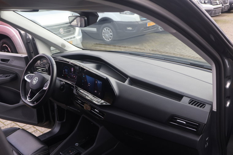 Vehicle Image 40
