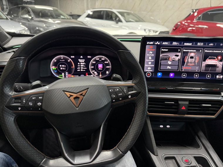 Vehicle Image 21
