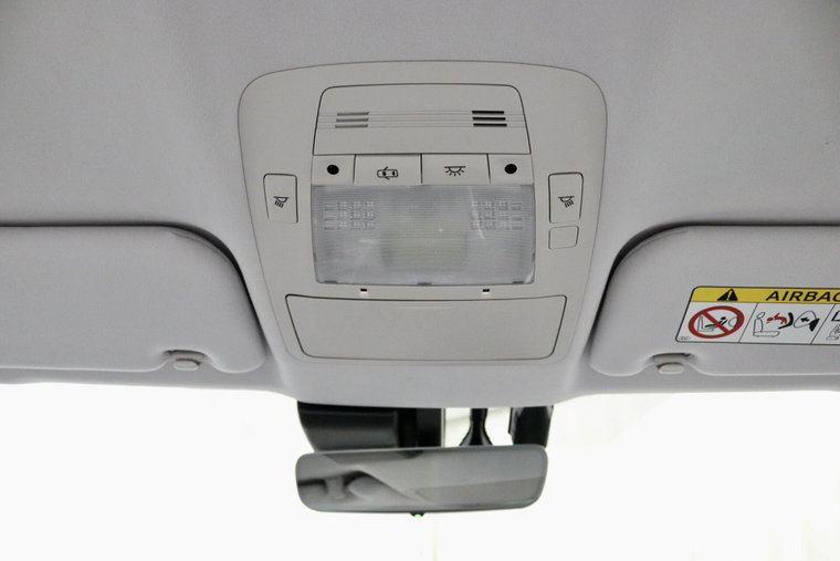 Vehicle Image 23