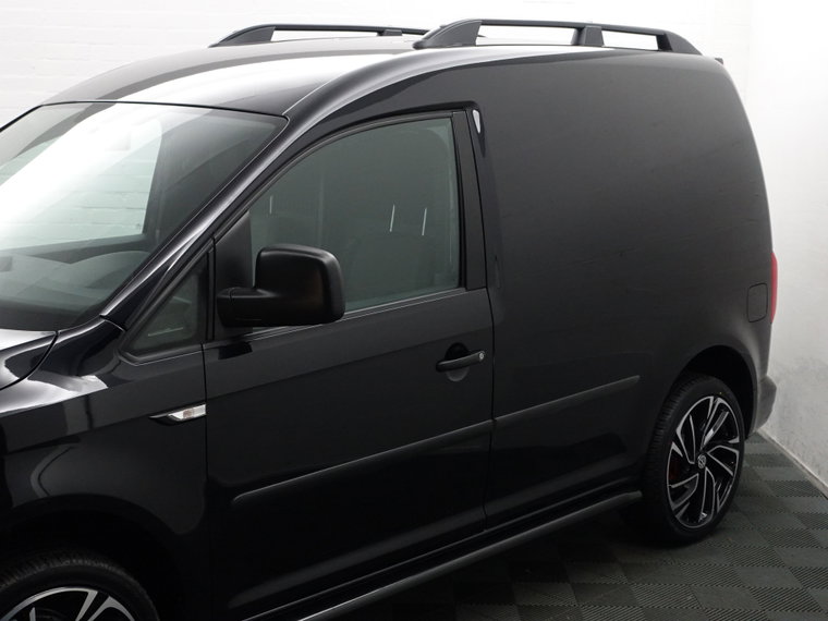 Vehicle Image 23