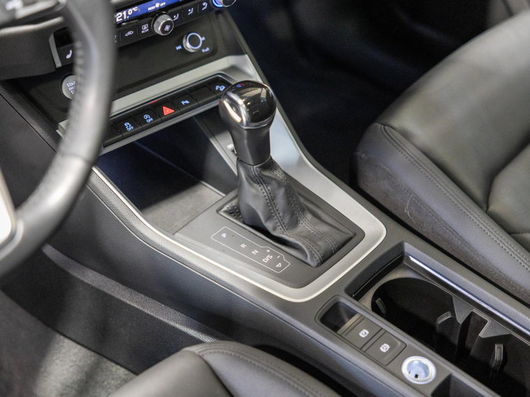 Vehicle Image 37